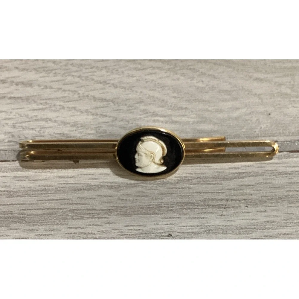 Goldtone Tie Bar w/Painted Roman Figures Head‎ Vintage